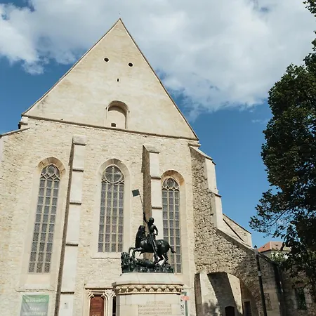 Contessa Ii Apartment