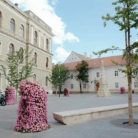 Contessa Ii Apartment *